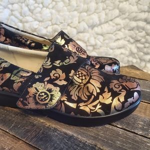 Alegria Lauryn Foil Floral Leather Shoes 7 / 7.5